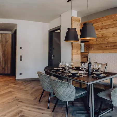 The Matthew - Pop Up & Down Appartement