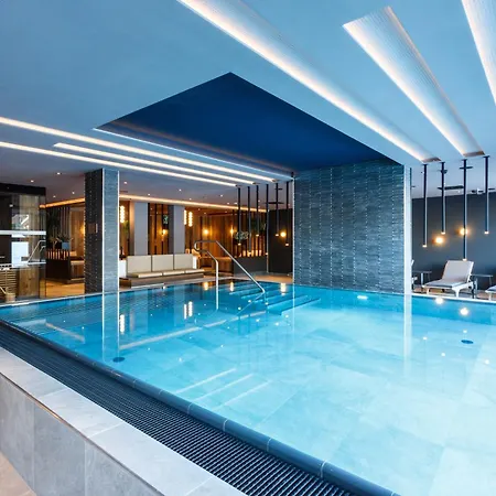 The Matthew - Pop Up & Down 公寓 *