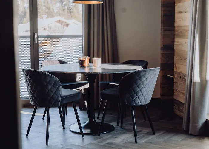 The Matthew - Pop Up & Down Wagrain